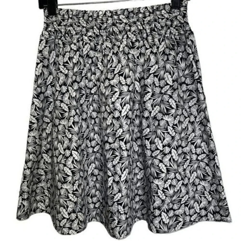 BODEN Navy/White Hawaiian Leaf Foliage‎ Mini Skirt Cotton NWT Size 10 - Picture 5 of 7